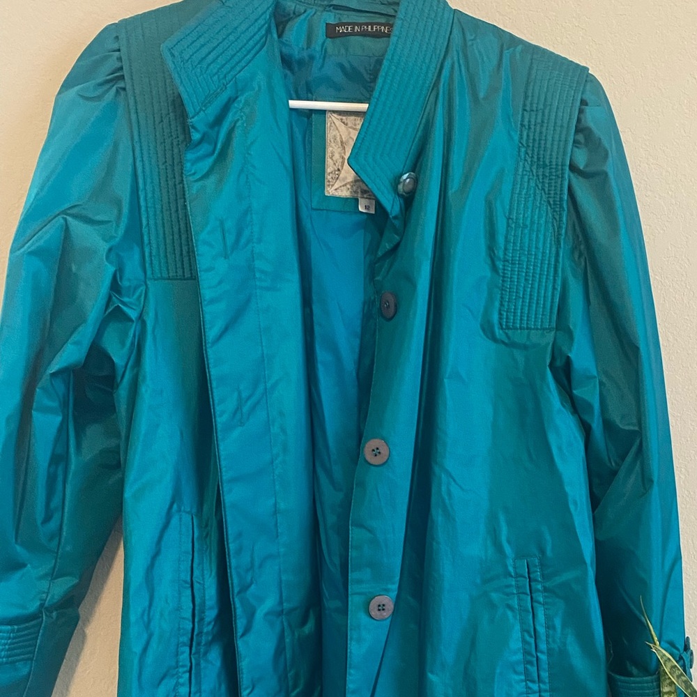 Unique thrifted Coat⚡️